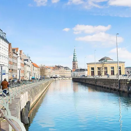 Ferienhaus Sanders Secret - Pleasant Three-bedroom Townhouse Near Main Attractions