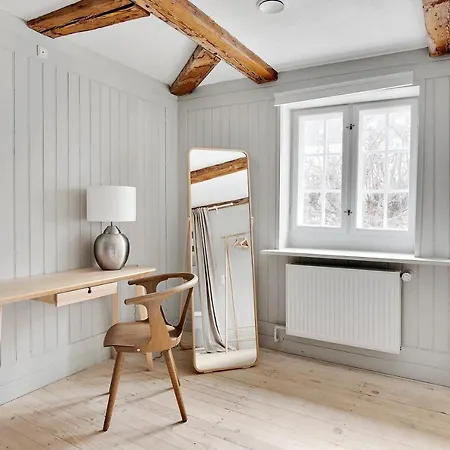 Sanders Secret - Pleasant Three-bedroom Townhouse Near Main Attractions Kopenhagen