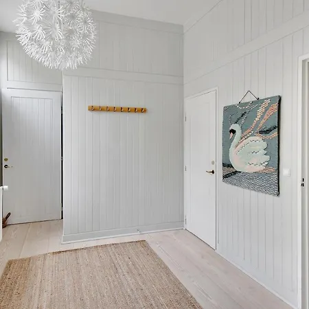 Ferienhaus Sanders Secret - Pleasant Three-bedroom Townhouse Near Main Attractions Kopenhagen